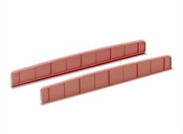 The detailed plastic mouldings even including the bolt heads. Supplied in packs of two pairs, moulded in red oxide finish. Two or more can be used to build an impressive viaduct. Supporting piers can be constructed from Peco stone walling sheets. Length:143mm.Note that no deck parts are supplied, these sides are designed to be cosmetic only.