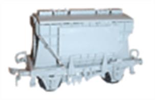 Dapol C40 00 Gauge Pressflo Cement Wagon KitGlue and paints are required 