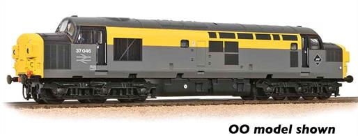 This model painted in the BR engimneers 'Dutch' grey and yellow livery.DCC Ready. 6-pin decoder required for DCC operation.