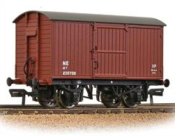A model of the LNER design ventilated box van with wood planked ends. This model is finished in the LNER oxide livery.
