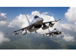 Airfix A55312 1/72nd General Dynamics F-16A/B Fighting Falcon Starter Set