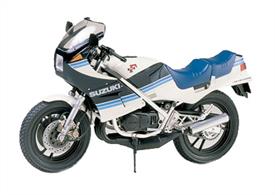 This 14024 Tamiya 1/12 scale model is a faithful replica that was originally introduced in 1983.