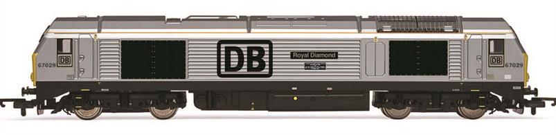 Two locomotives were assigned to, and received special liveries for use with the Royal Train from 2003, and a third had a commemorative jubilee livery applied for use with the Royal Train during the Diamond Jubilee of Elizabeth II in 2012. Wearing the DB Schenker silver livery Royal Diamond continues to be in service to this day.
