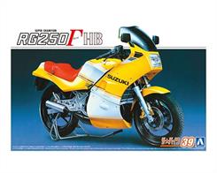 Aoshima 06231 1/12 Scale Suzuki RG250 HB 1984 Motorbike Kit