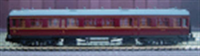 A finely detailed N gauge coach complete with interiors appropriate for each coach. The fittings of the real coaches are moulded or added as separate parts, right down to the end grab rails, riveted roof panels and very fine roof vents.