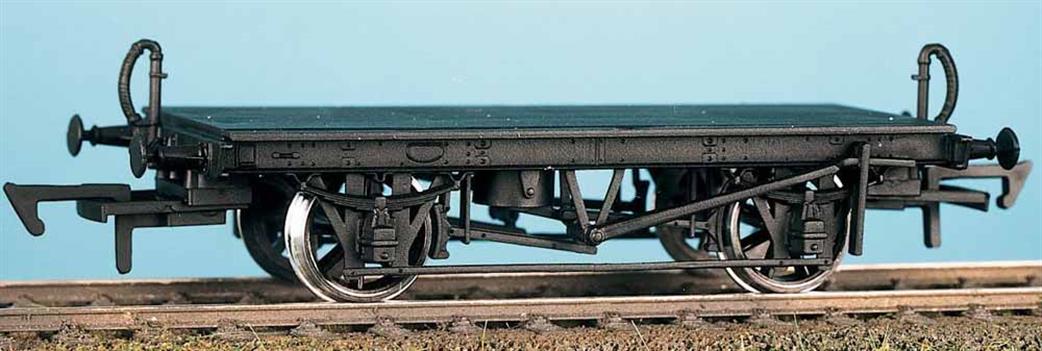 Parkside Kits OO PC560 RCH 10ft Wheelbase Vacuum Fitted Wagon Underframe Kit