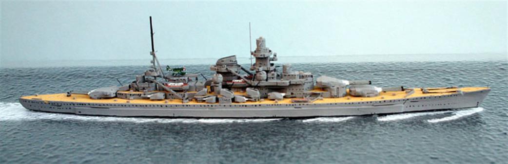 Secondhand Mini-ships 1/1000 W20 Scharnhorst German battleship after 1939 re-build